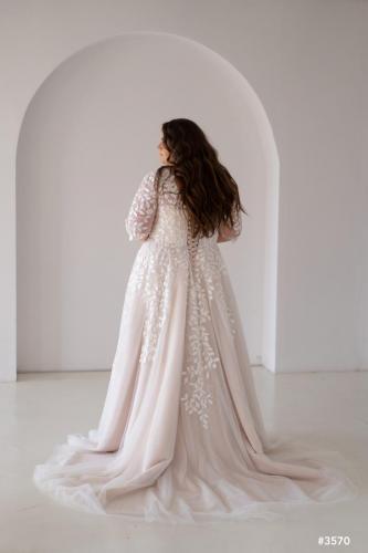 00-brautkleid-lasabina-3570-Brianna-plus-size-wedding-dress-4