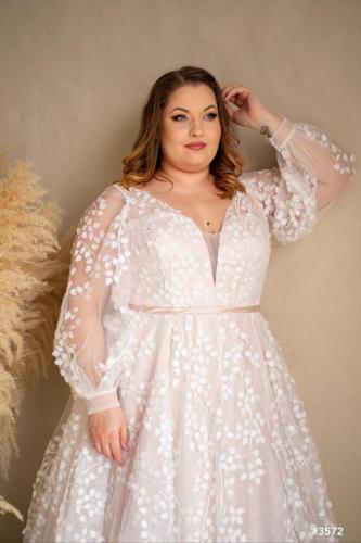 00-brautkleid-lasabina-3572-Zara-plus-size-wedding-dress-2-3