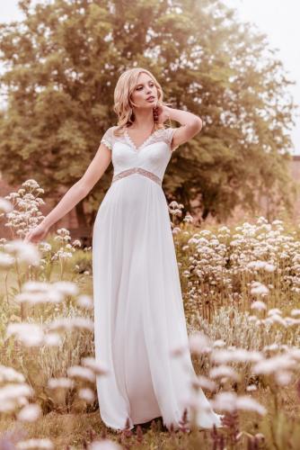 Liebreiz-Standesamtkleid-KelseyRose-KR21-WEB-ALYSSA-50341-FRONT