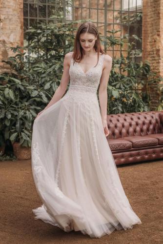 z-Liebreiz-Brautkleid-FaraSposa-5822-1-Brautkleid-Boho