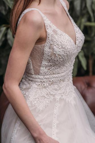 z-Liebreiz-Brautkleid-FaraSposa-5822-2-Brautkleid-Boho